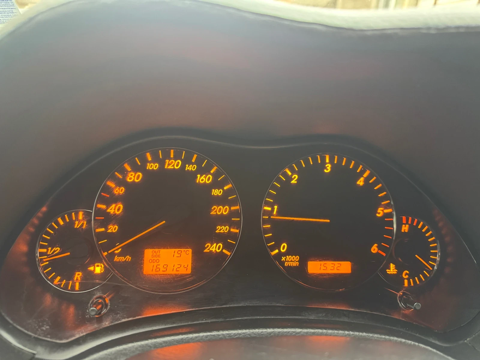 Toyota Avensis Toyota Avensis 2.0 D4D 116КС - изображение 8