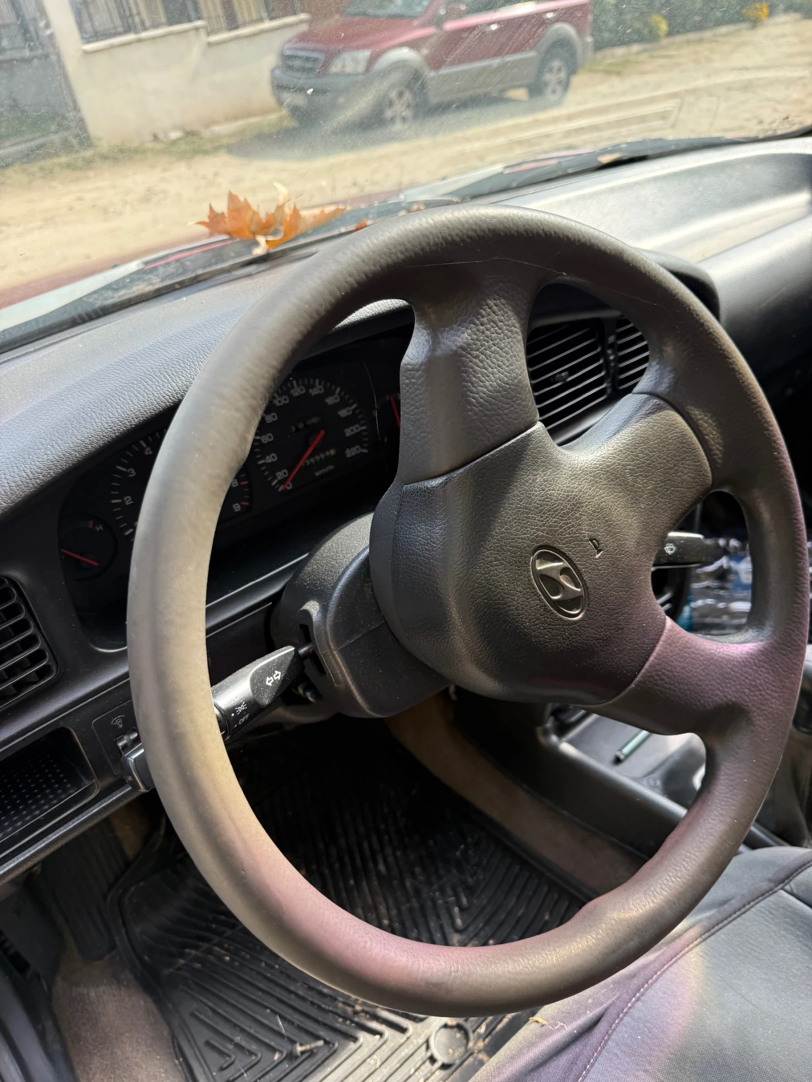 Hyundai Lantra 1.6 има газова - изображение 4
