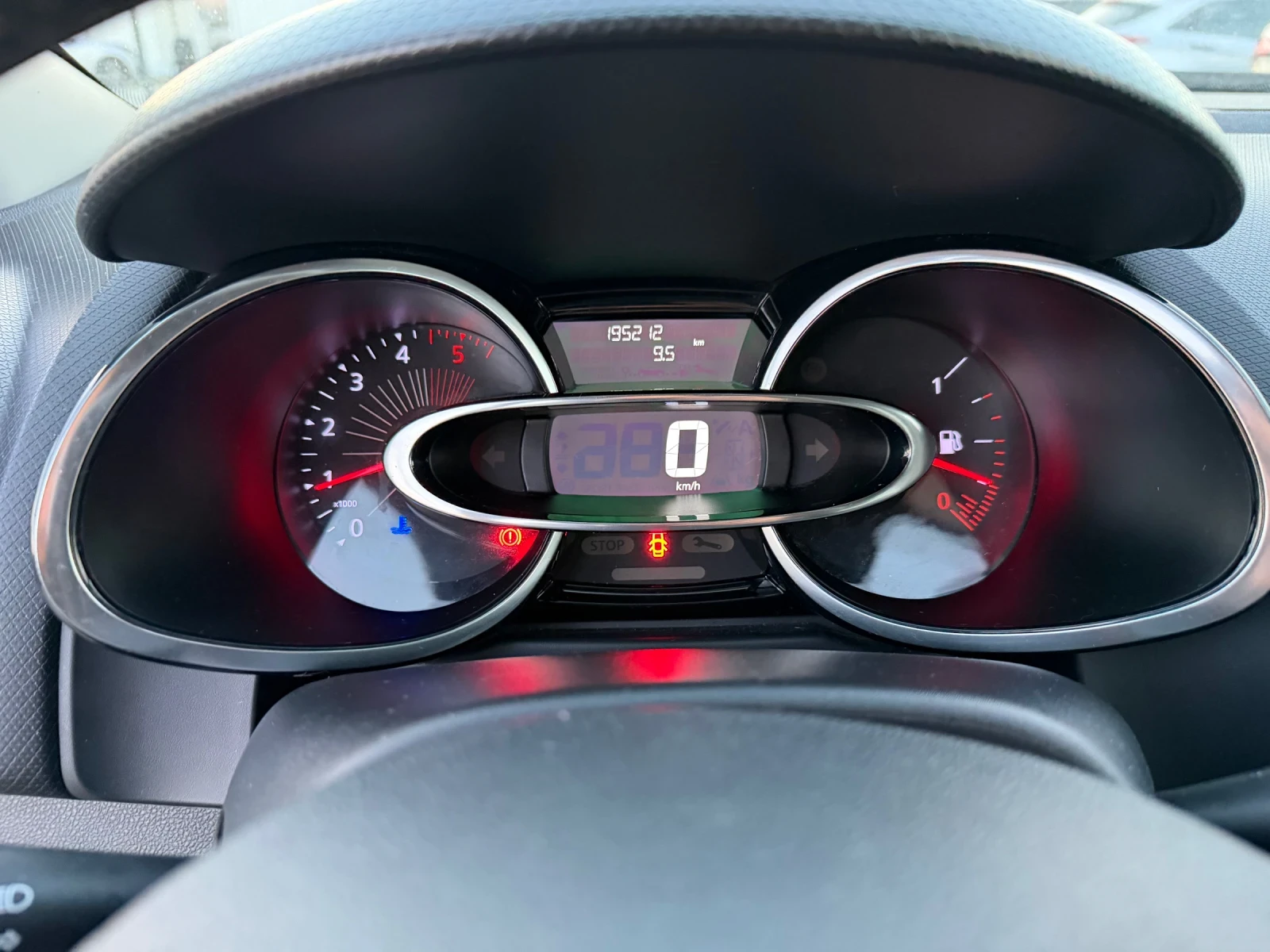 Renault Clio 1.5d/75hp/NAVI/EVRO6/ - изображение 8