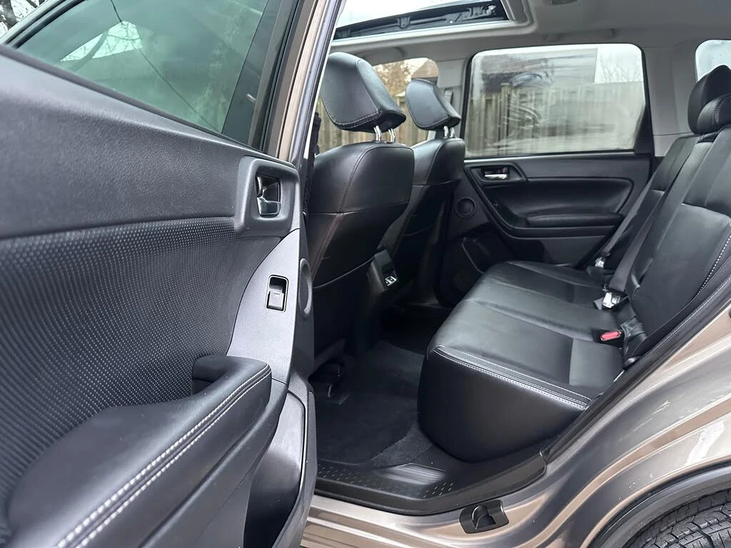 Subaru Forester 2.5i Touring * CARFAX* * ����������* * ���� �� ��* | Mobile.bg � ����������� 12