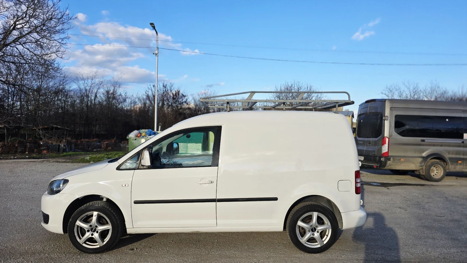 VW Caddy 1.6 TDI Товарен 2014г + Багажник , снимка 2 - Автомобили и джипове - 53878074