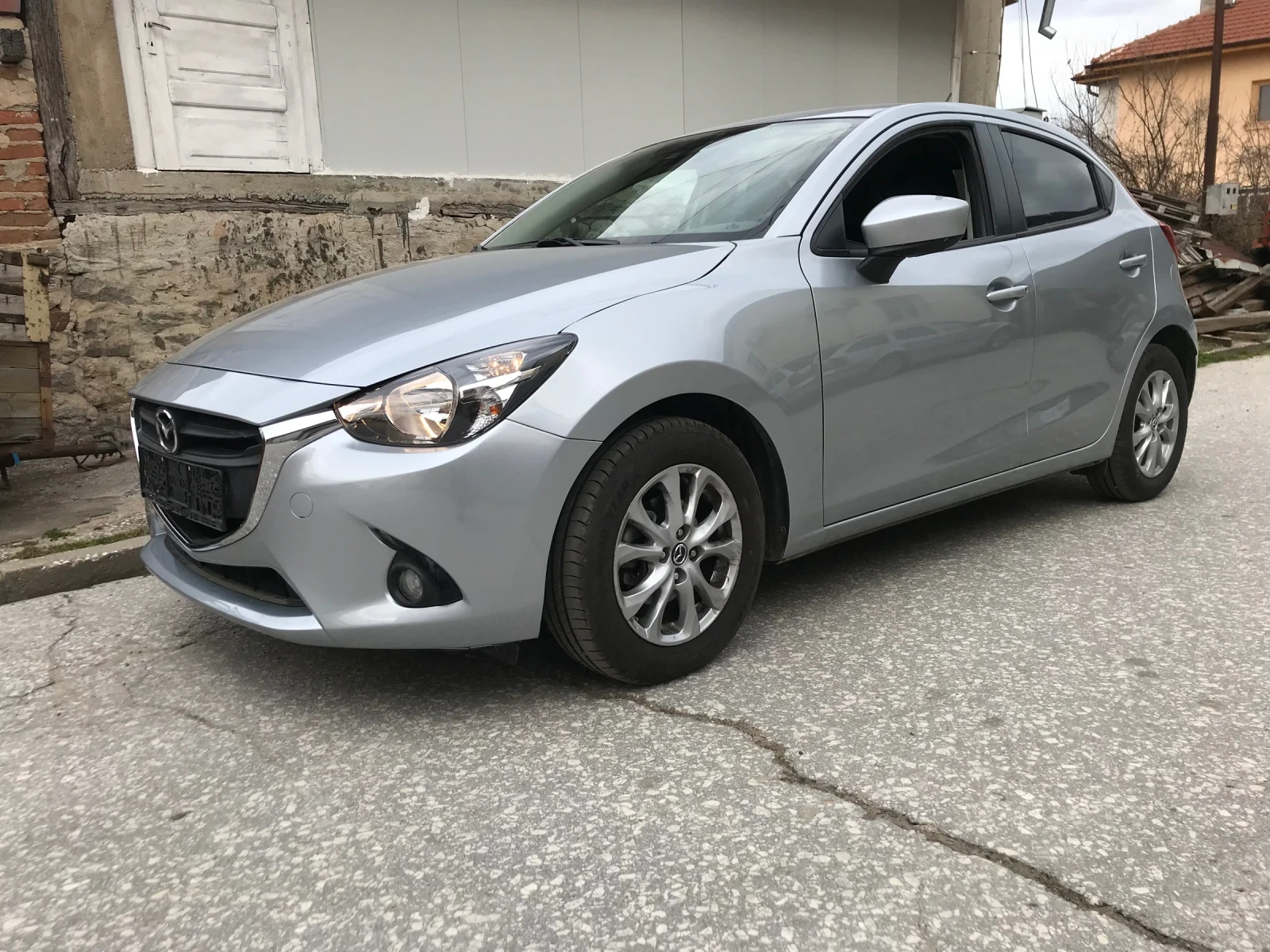 Mazda 2 1.5I avtomatik CH, снимка 2 - Автомобили и джипове - 53928630