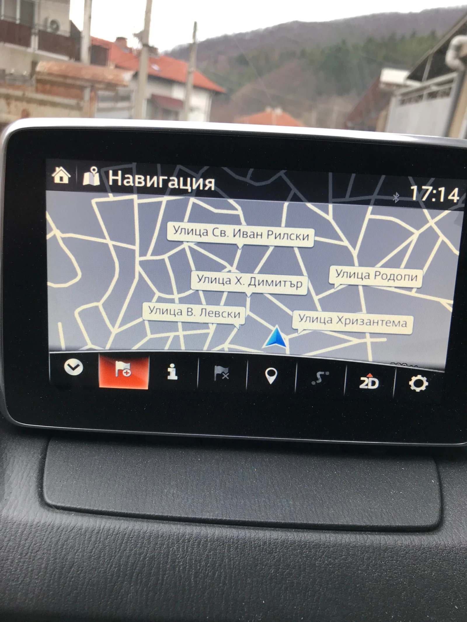 Mazda 2 1.5I avtomatik CH, снимка 6 - Автомобили и джипове - 53928630