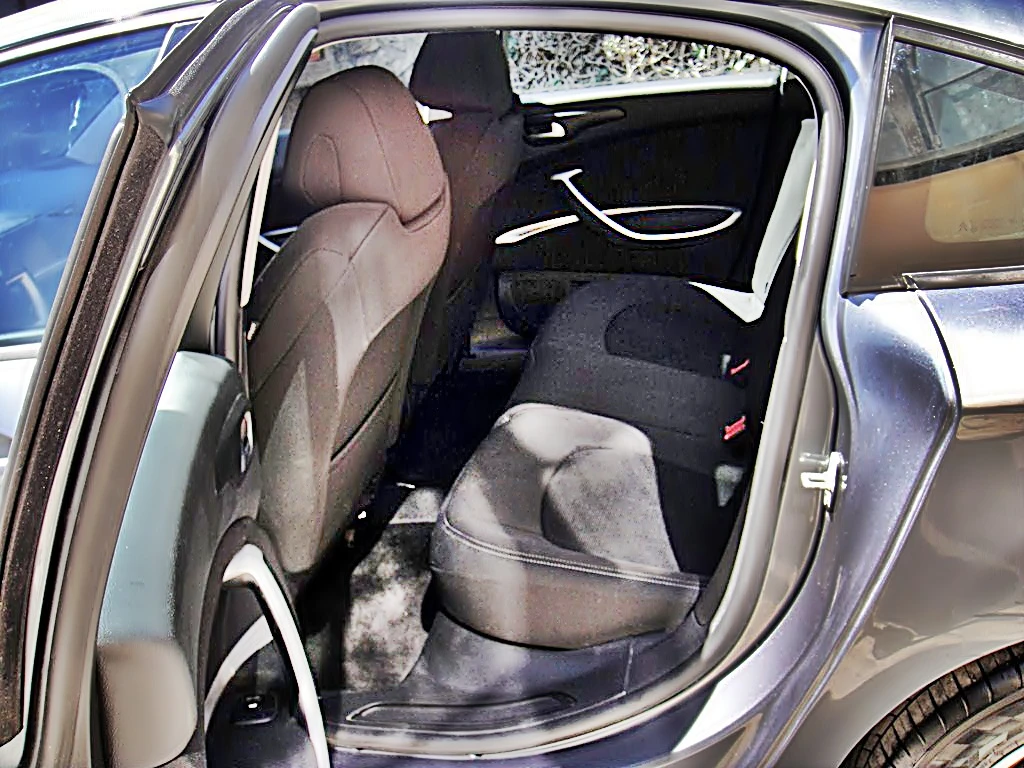 Citroen C5 2.0 HDI ФРАНЦИЯ, снимка 11 - Автомобили и джипове - 54113052