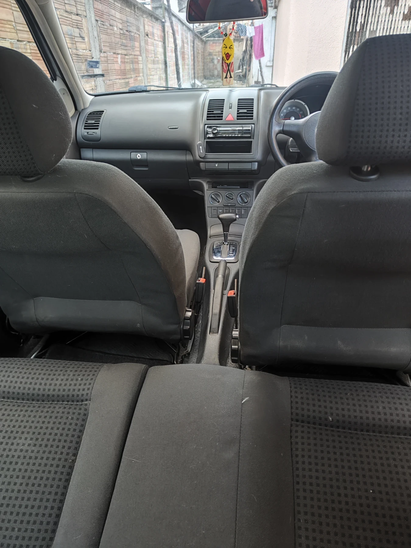 VW Polo 1, 4 V16 75 , снимка 9 - Автомобили и джипове - 54123171