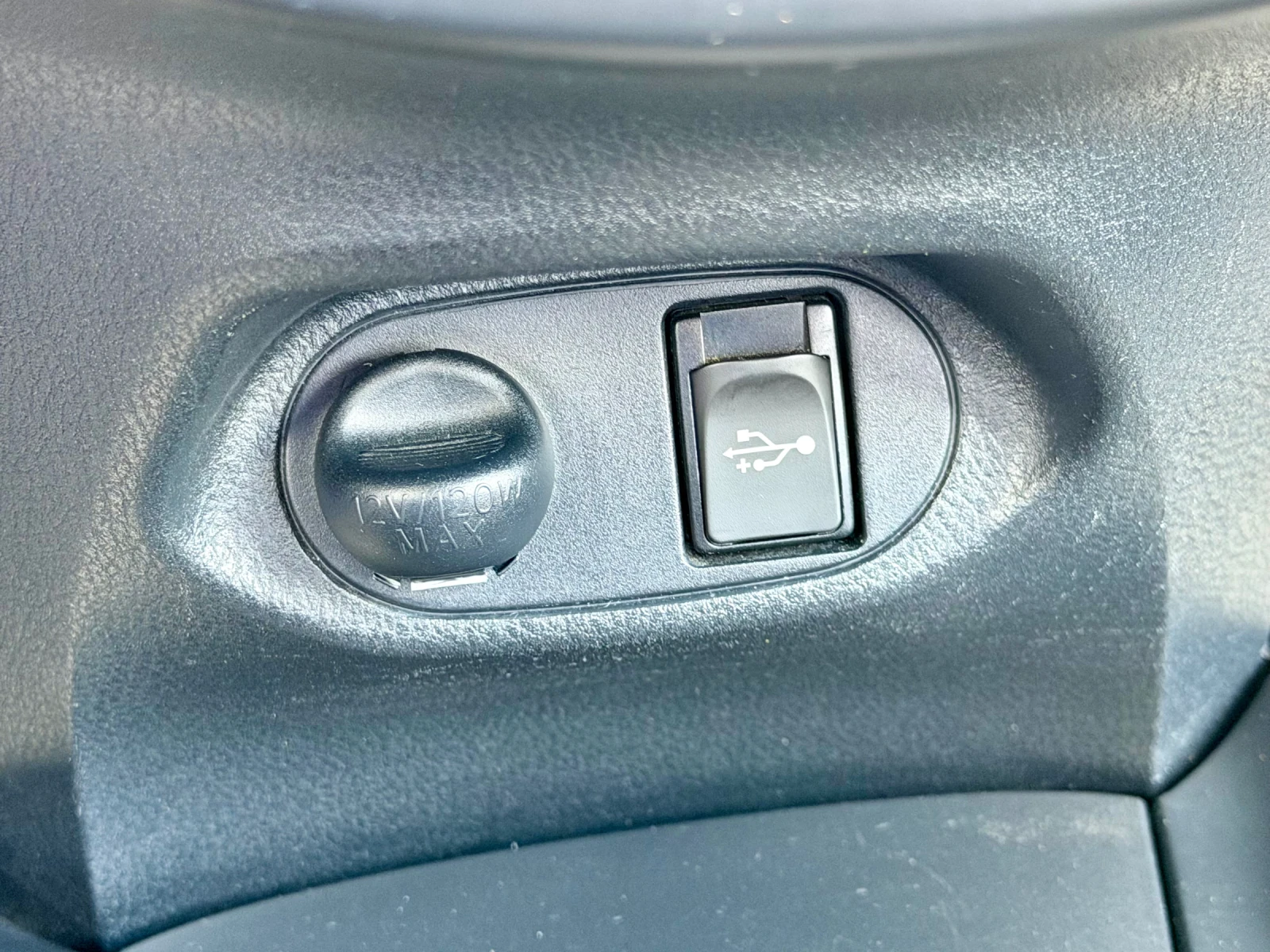 Toyota Yaris 1.4d4d /Нави /Камера, снимка 12 - Автомобили и джипове - 54295941