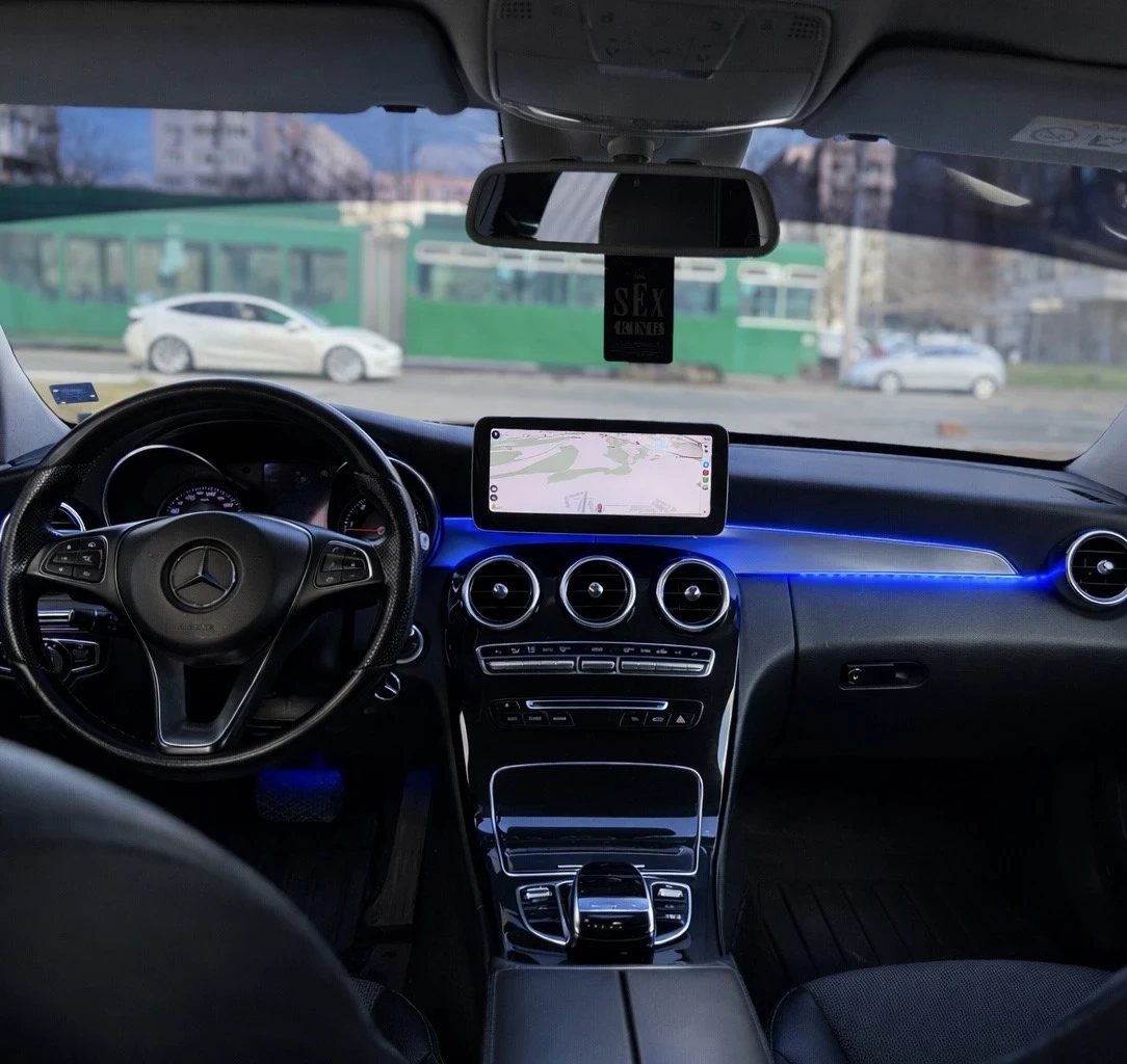 Mercedes-Benz 220, снимка 4 - Автомобили и джипове - 54340742