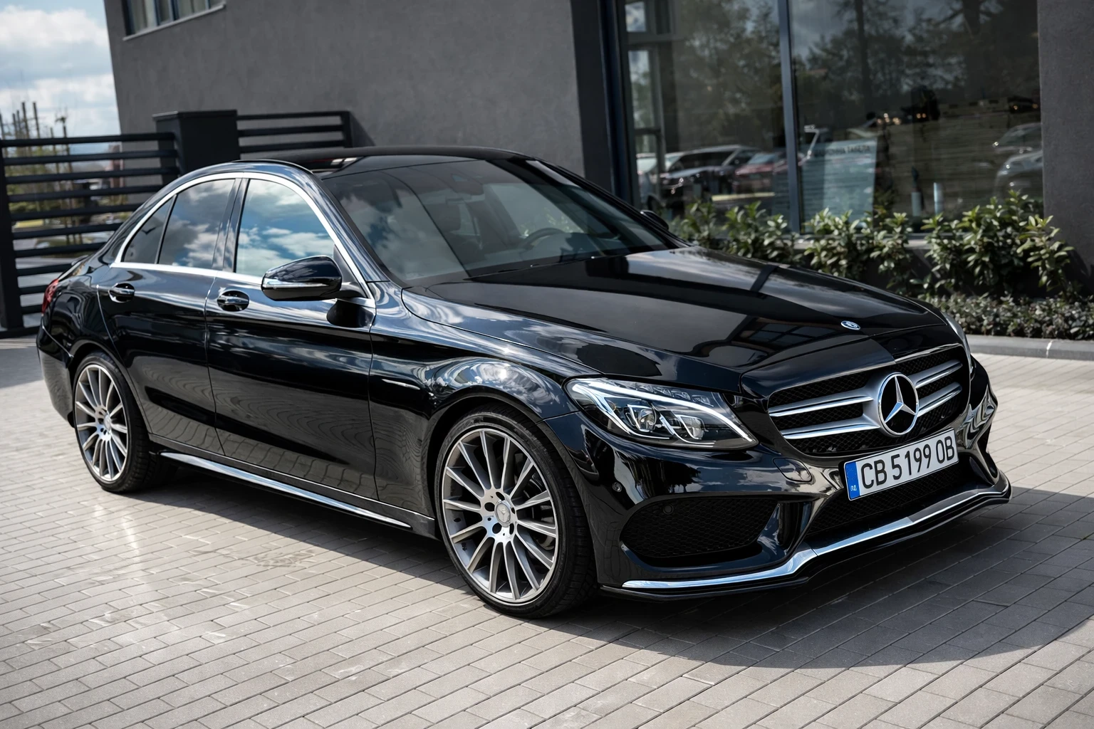 Mercedes-Benz 220, снимка 5 - Автомобили и джипове - 54340742