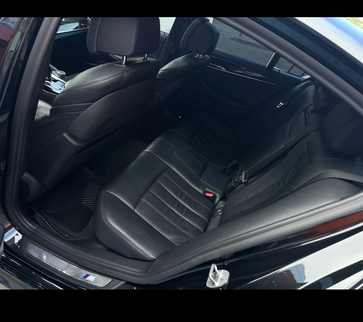 BMW 530 M-paket Hud 360/cam Germany TOP!!!, снимка 13 - Автомобили и джипове - 54838822