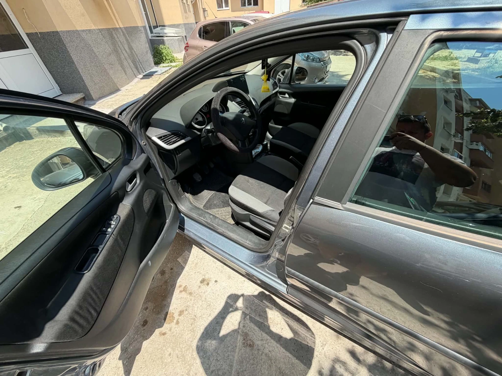 Peugeot 207 1.4 ������ | Mobile.bg � ����������� 6