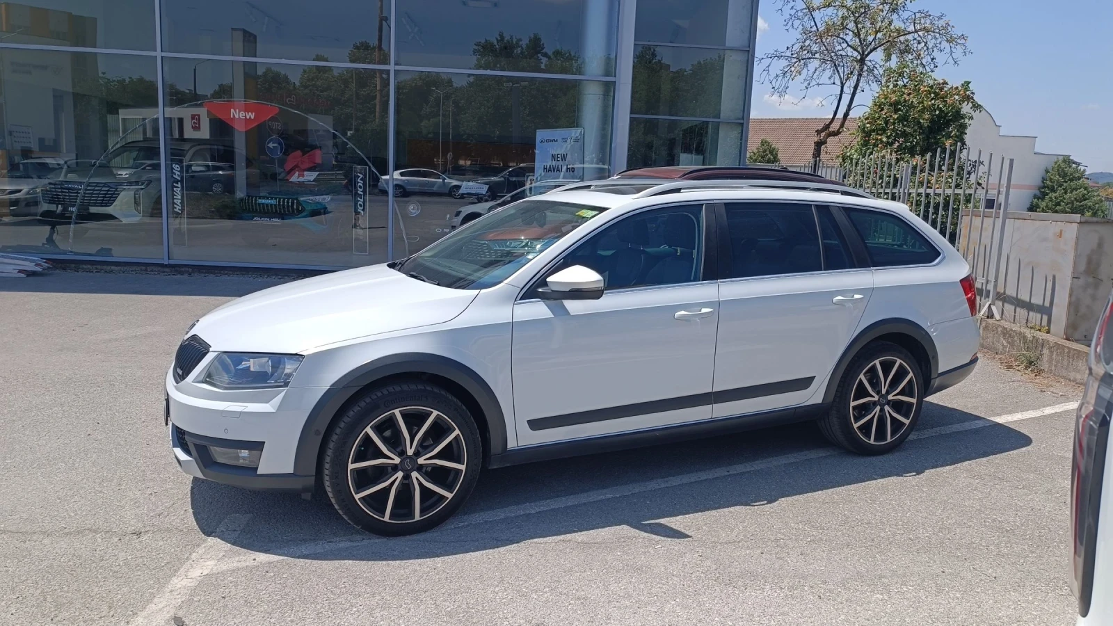 Skoda Octavia SCOUT 2.0TDI 4X4 MT6, снимка 4 - Автомобили и джипове - 55331029