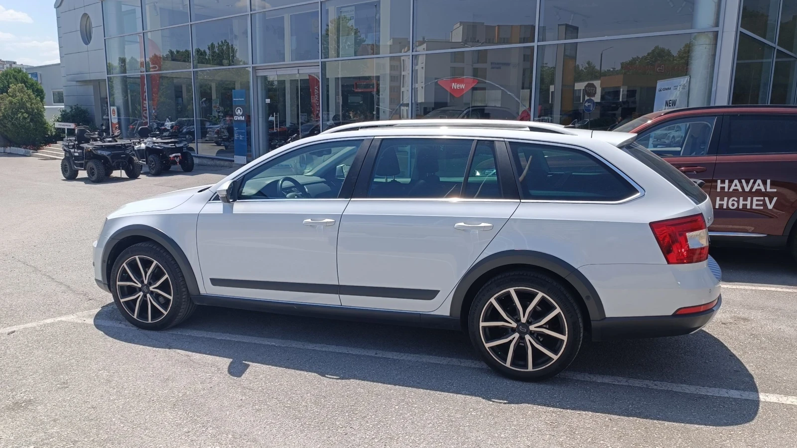 Skoda Octavia SCOUT 2.0TDI 4X4 MT6, снимка 5 - Автомобили и джипове - 55331029