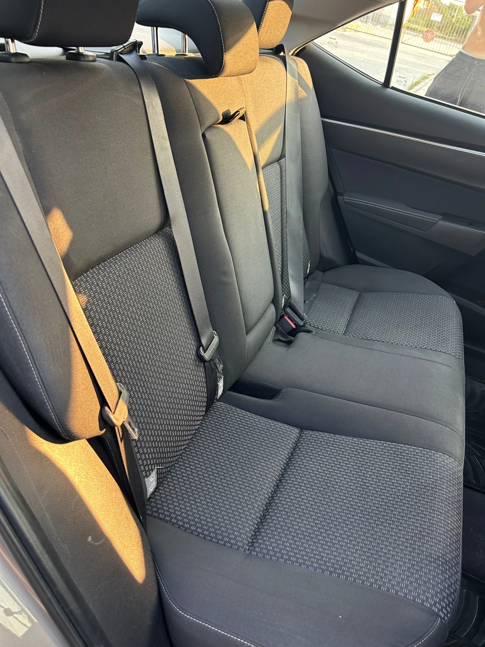 Toyota Corolla | Mobile.bg � ����������� 9