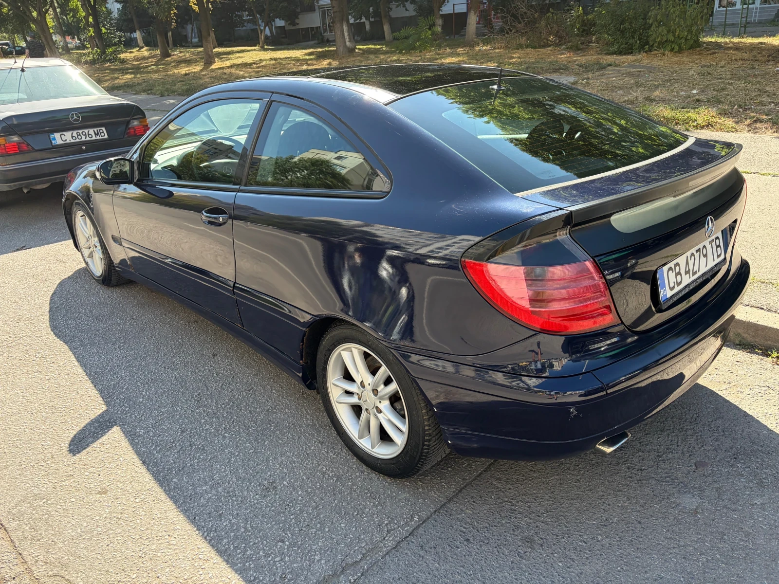 Mercedes-Benz C 180 Без Прехвърляне, снимка 4 - Автомобили и джипове - 55480022
