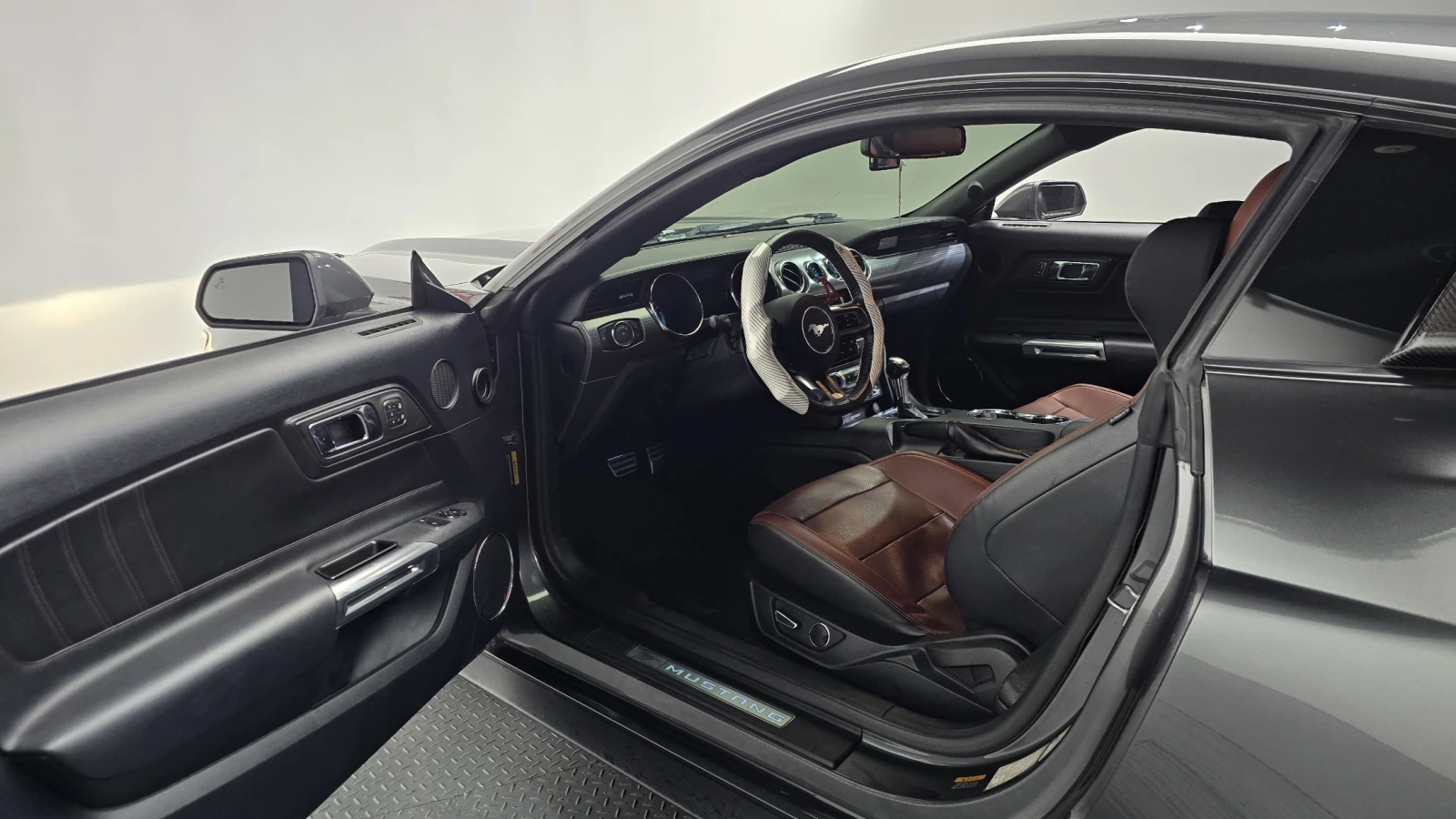Ford Mustang BLIND SPOT* ПОДГРЕВ ВОЛАН* КРАЙНА ЦЕНА, снимка 10 - Автомобили и джипове - 55594112