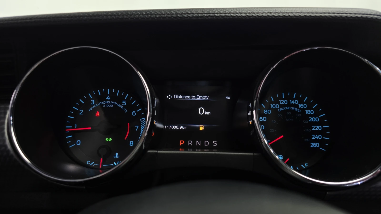 Ford Mustang BLIND SPOT* ПОДГРЕВ ВОЛАН* КРАЙНА ЦЕНА, снимка 8 - Автомобили и джипове - 55594112