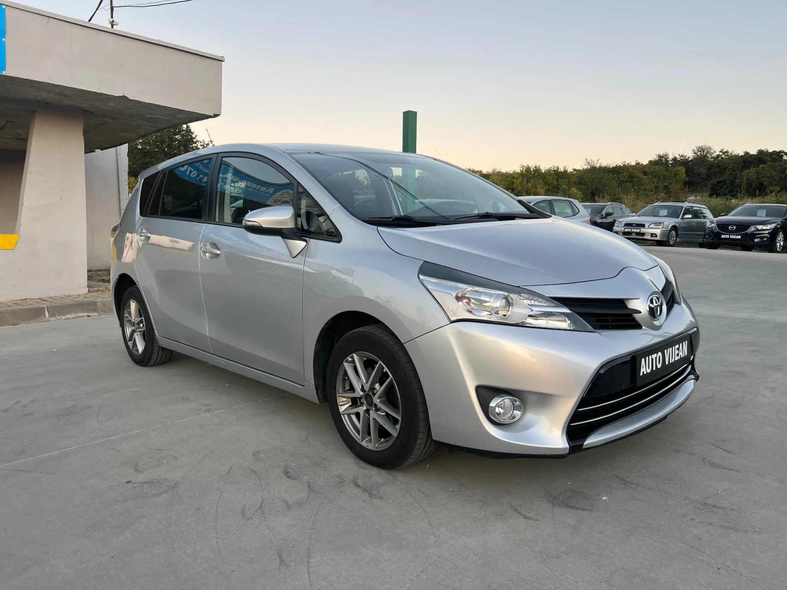 Toyota Verso 1.6i-132��-6+ 1-����� ������-���������-BLUETOOTH | Mobile.bg � ����������� 3