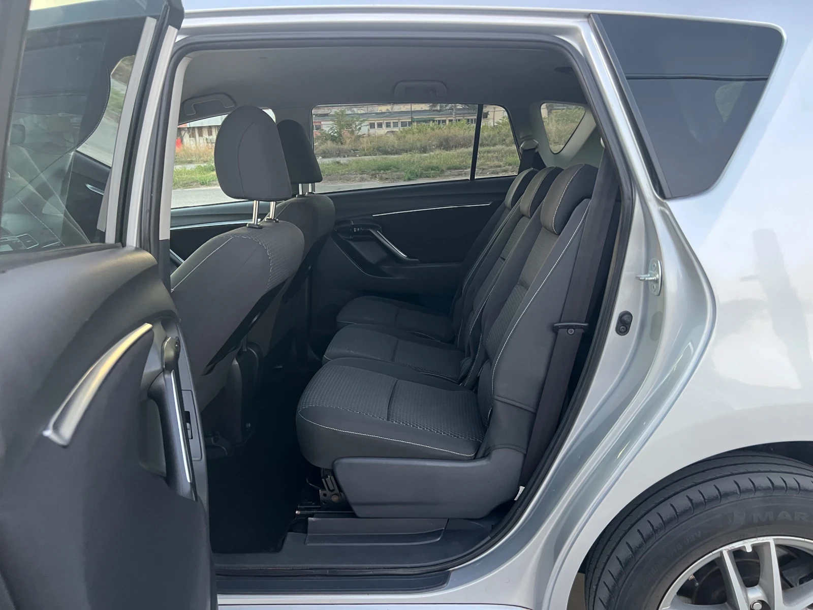 Toyota Verso 1.6i-132��-6+ 1-����� ������-���������-BLUETOOTH | Mobile.bg � ����������� 13