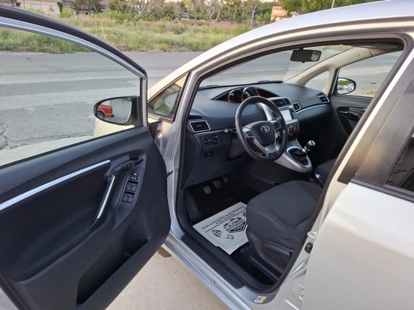 Toyota Verso 1.6i-132кс-6+ 1-ЗАДНА КАМЕРА-НАВИГАЦИЯ-BLUETOOTH, снимка 7 - Автомобили и джипове - 55729421