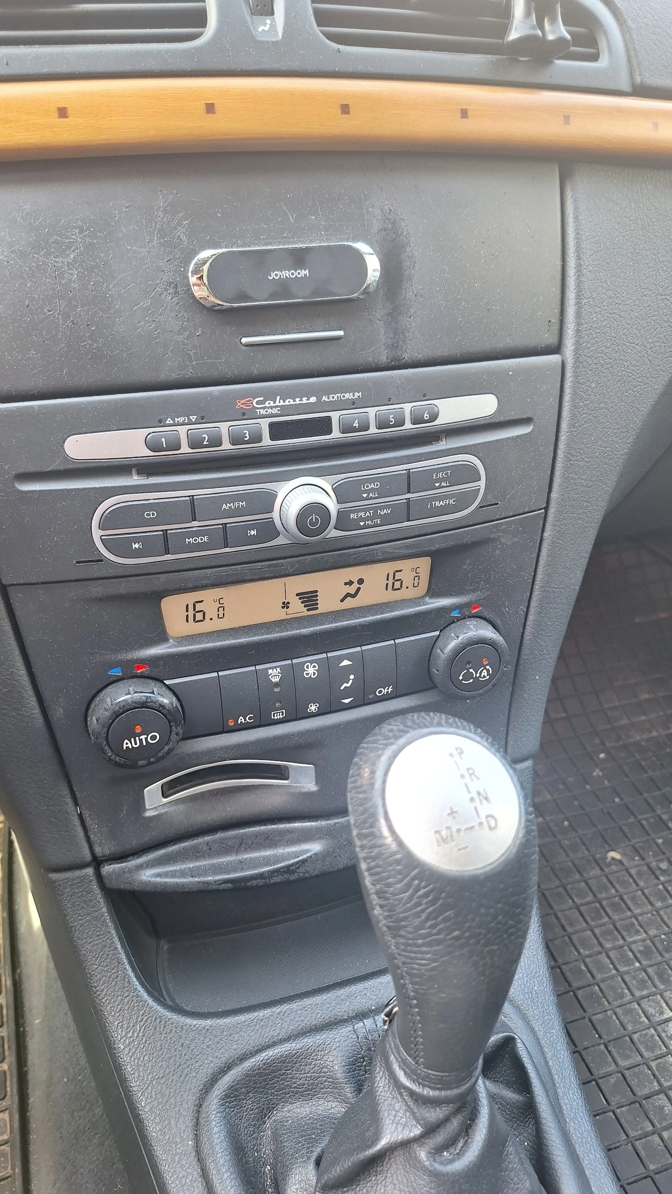 Renault Laguna Laguna II Grandtour, Initiale Paris, 3.0 V6, 207HP, снимка 15 - Автомобили и джипове - 55948750