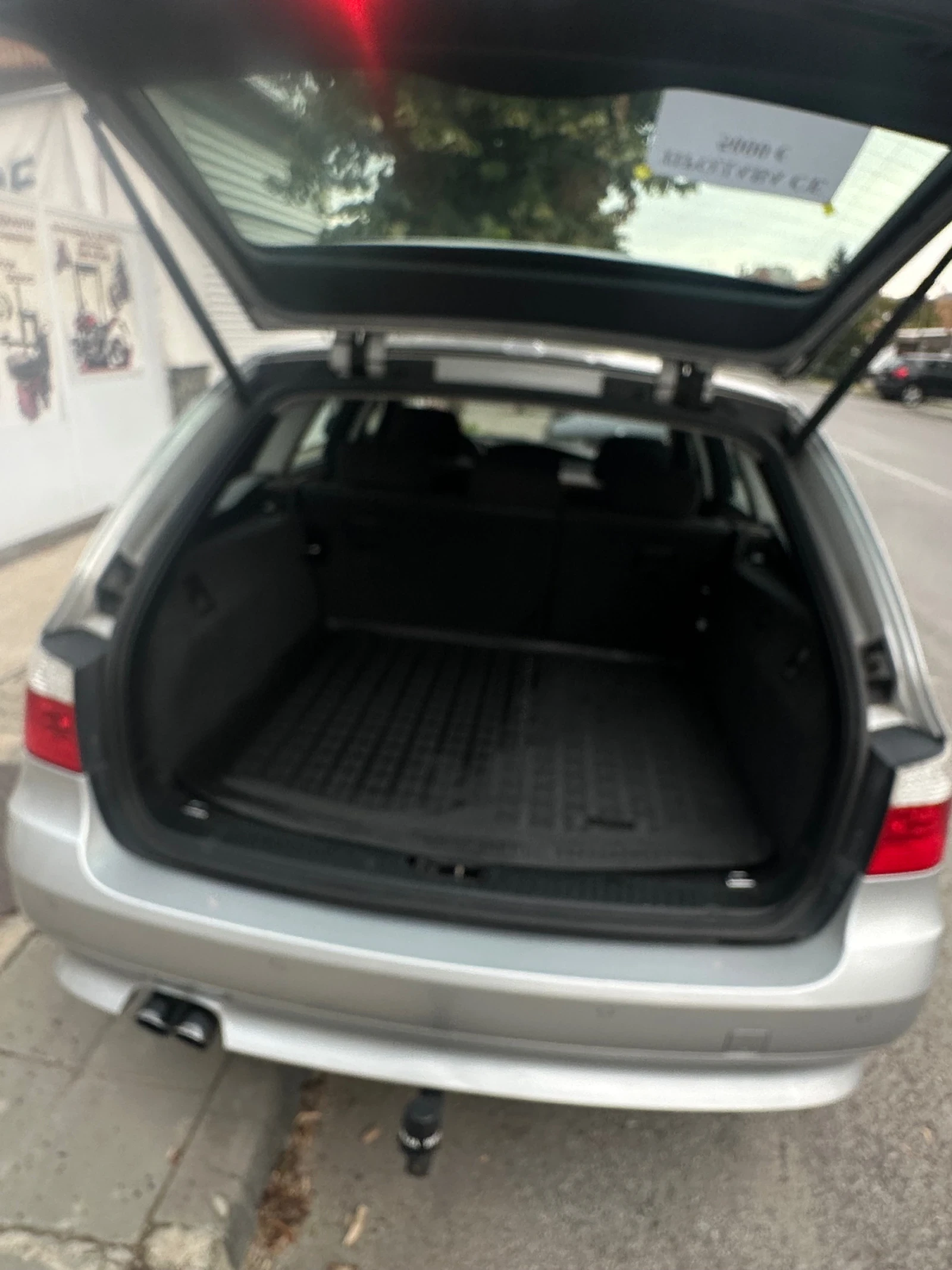 BMW 523, снимка 11 - Автомобили и джипове - 56226201