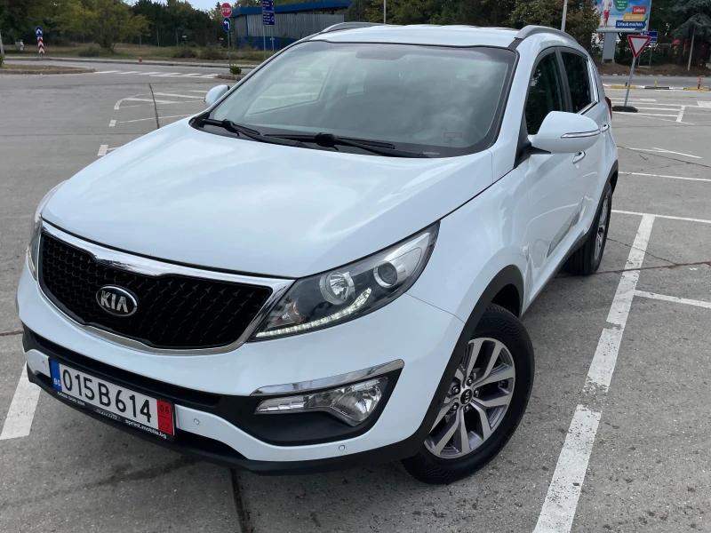 Kia Sportage Smart-Parking-Assist///Камера///Navi///, снимка 3 - Автомобили и джипове - 47081763