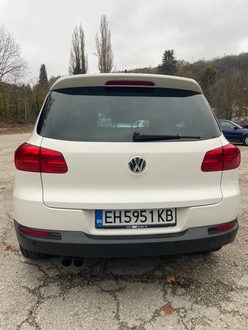 VW Tiguan, снимка 3 - Автомобили и джипове - 47985194