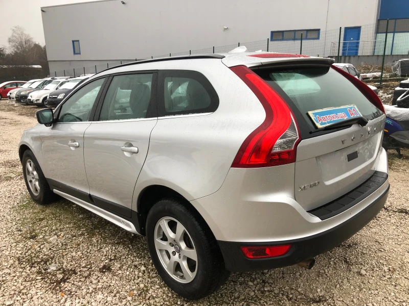 Volvo XC60 AWD, снимка 5 - Автомобили и джипове - 48164735