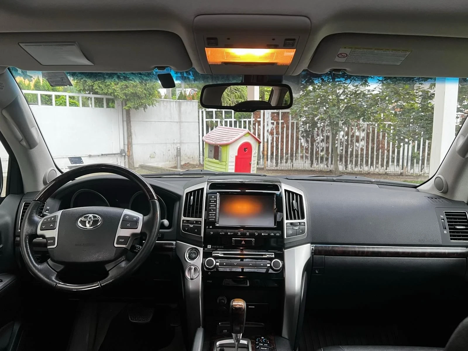 Toyota Land cruiser Toyota Land Cruiser J200 V8 - изображение 5