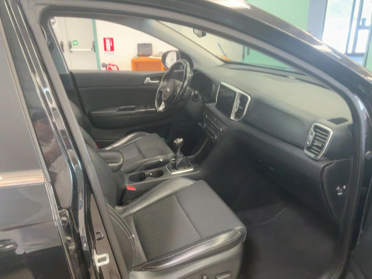 Kia Sportage 2.0 D  AWD * * * 136 PS | Mobile.bg � ����������� 7
