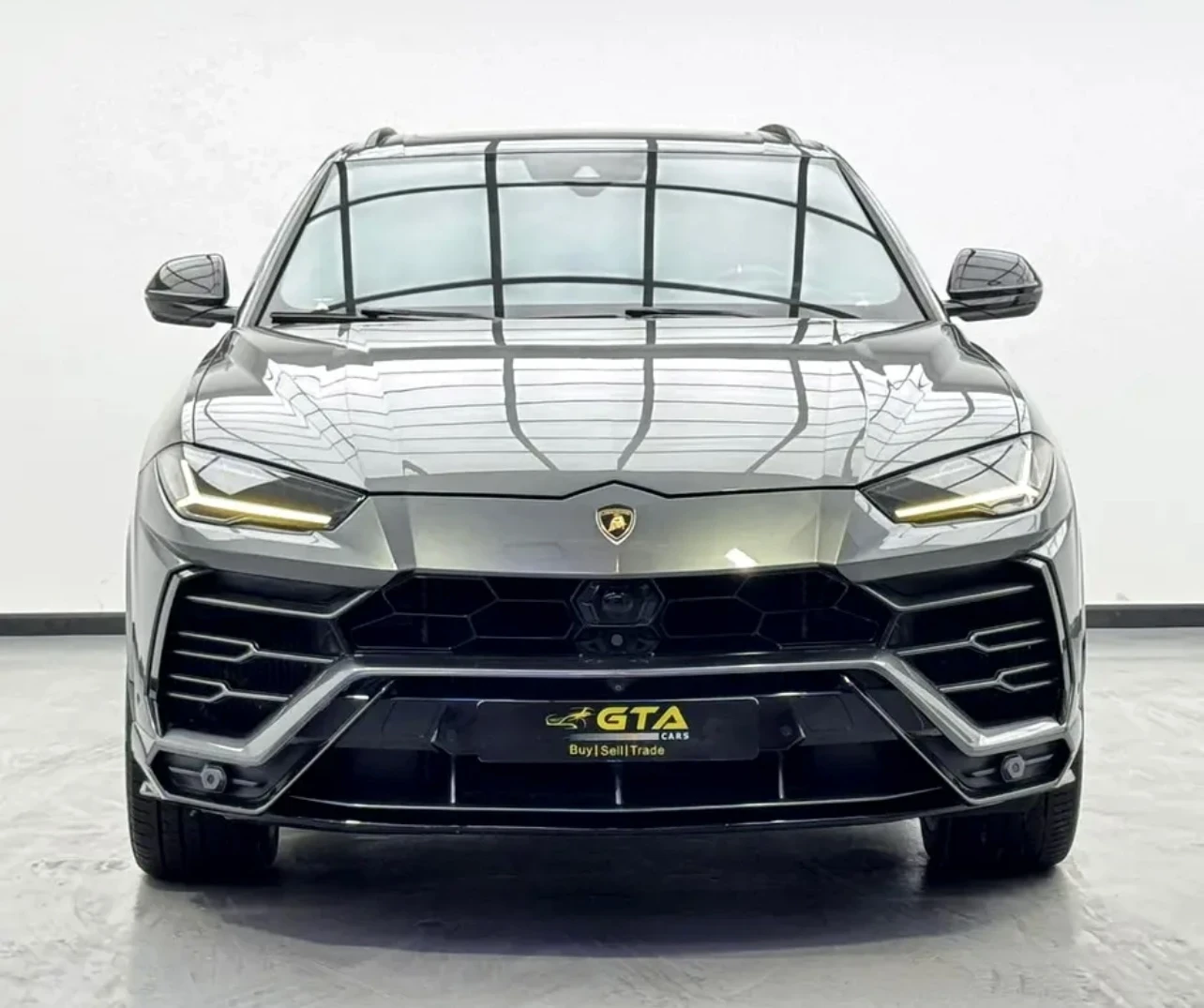 Lamborghini Urus STANDARD | ПЪЛНА СЕРВИЗНА ИСТОРИЯ | FULL OPTIONS, снимка 2 - Автомобили и джипове - 54544878