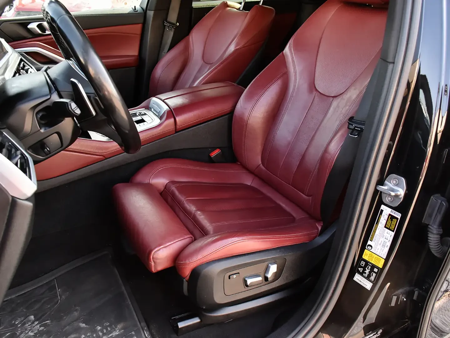 BMW X6 XDRIVE 40I M SPORT PRO PACK/SHADOW LINE/PANO/360, снимка 9 - Автомобили и джипове - 55151433