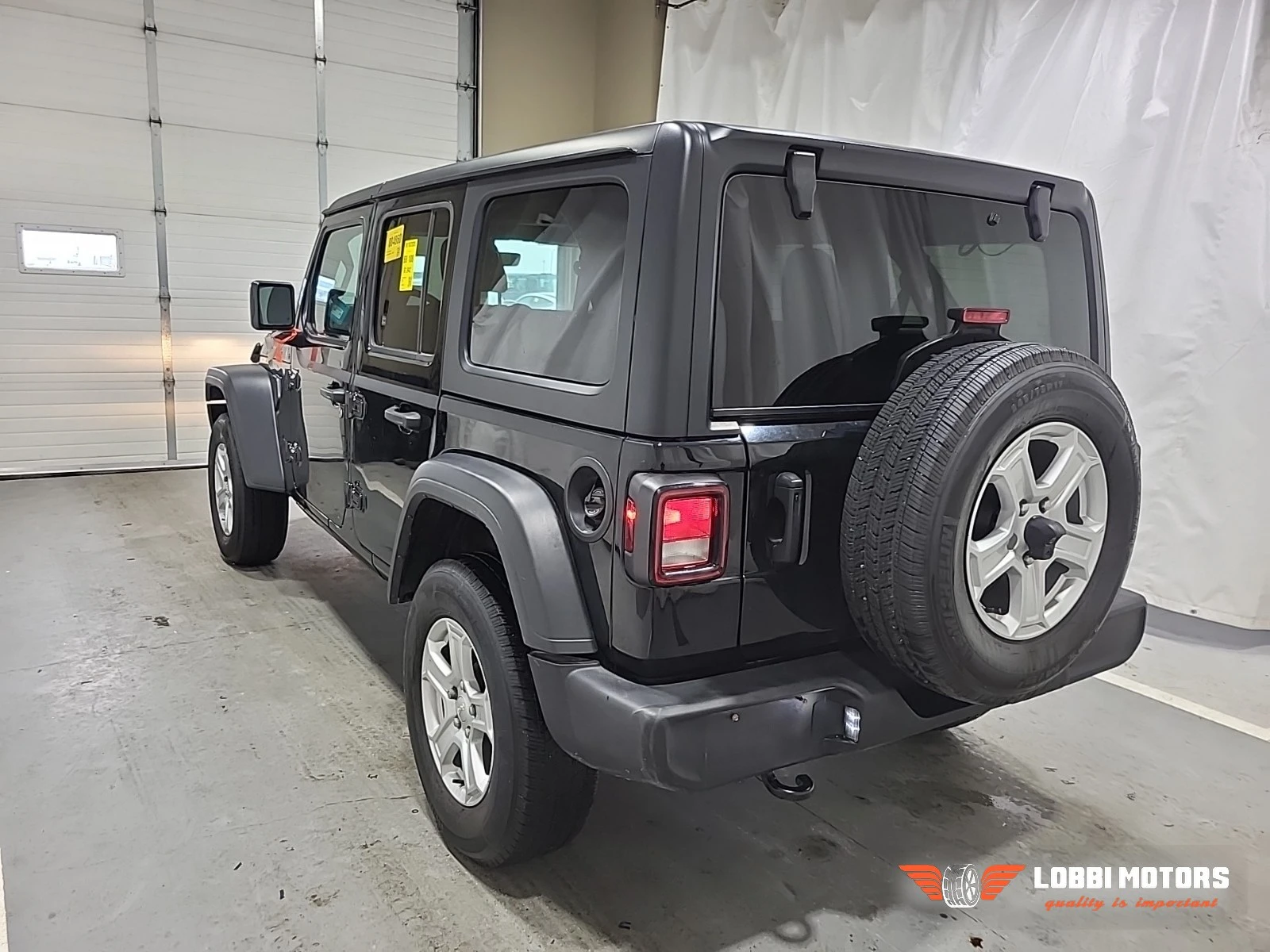 Jeep Wrangler, снимка 4 - Автомобили и джипове - 55928330