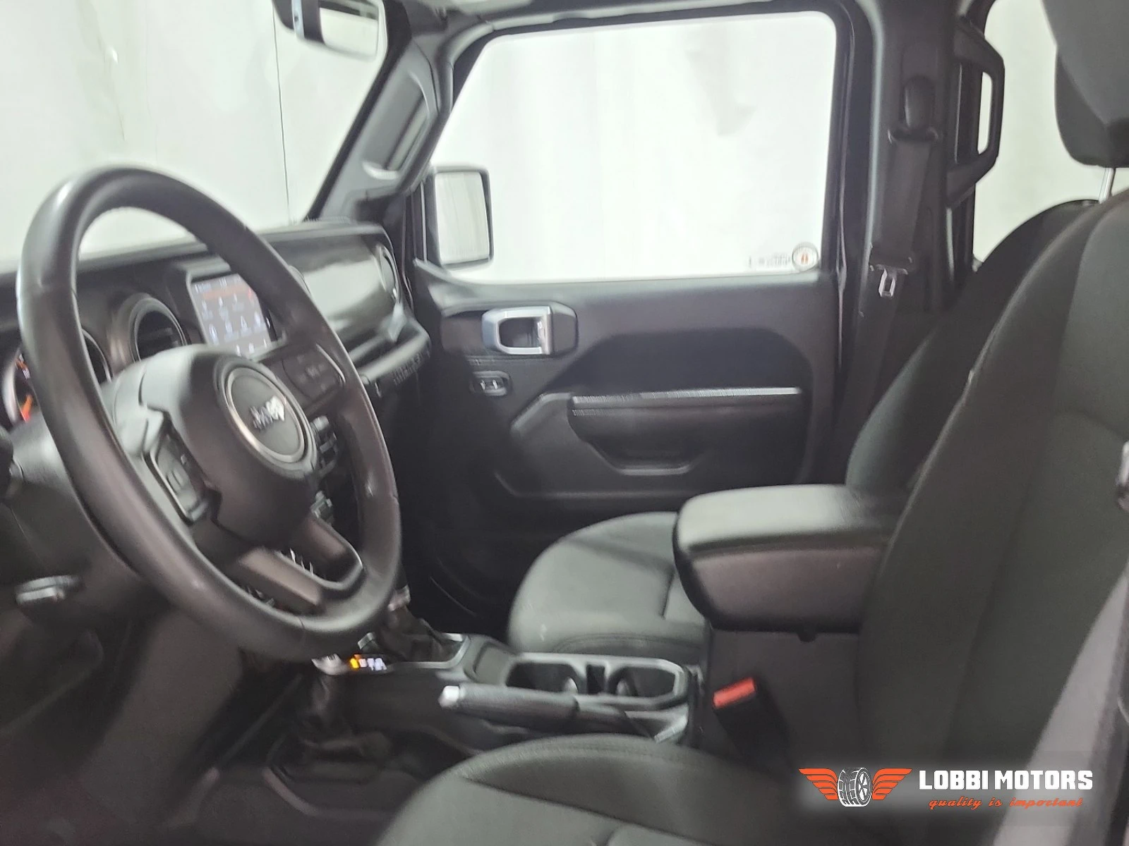 Jeep Wrangler, снимка 5 - Автомобили и джипове - 55928330