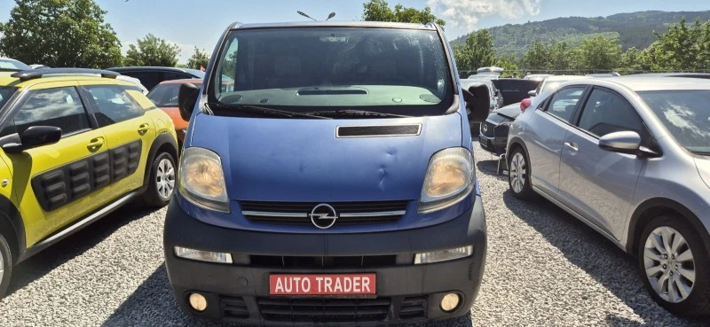 Opel Vivaro 1.9DTI-100кс.клима, снимка 2 - Бусове и автобуси - 45903074