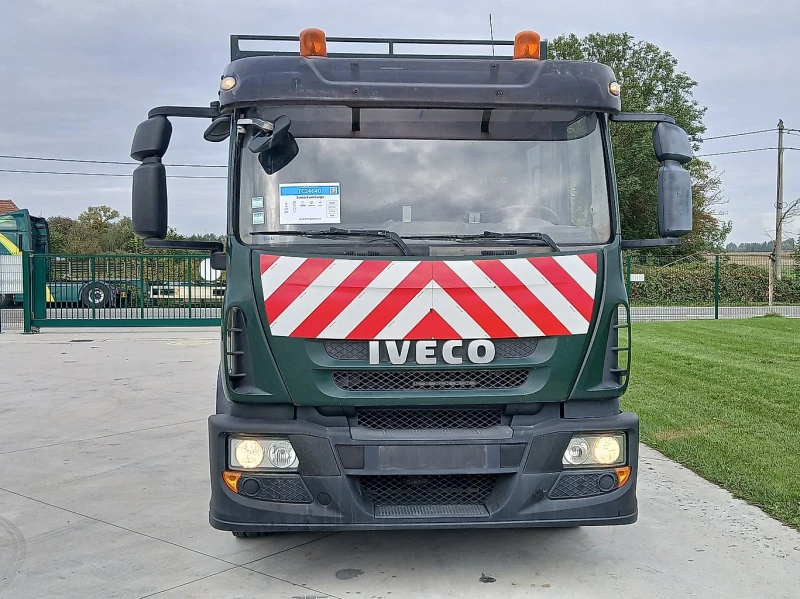Iveco Eurocargo двойна кабина с пътеки, снимка 2 - Камиони - 51696995