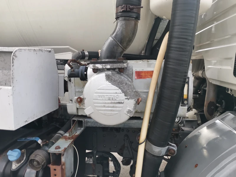 Mercedes-Benz Actros Фекалка, снимка 10 - Камиони - 52906771