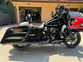  Harley-Davidson Tour...