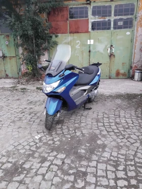 ������ Kymco Xciting