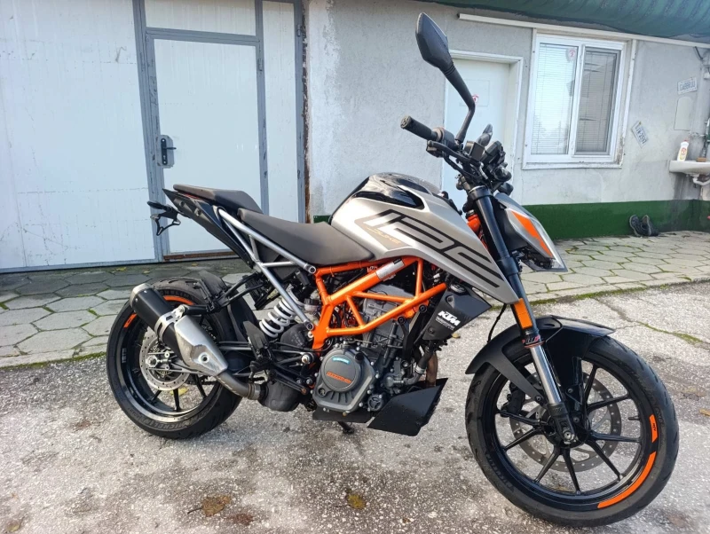 Ktm Duke 125, снимка 4 - Мотоциклети и мототехника - 52877568