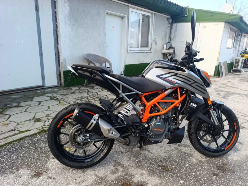 Ktm Duke 125, снимка 3 - Мотоциклети и мототехника - 52877568