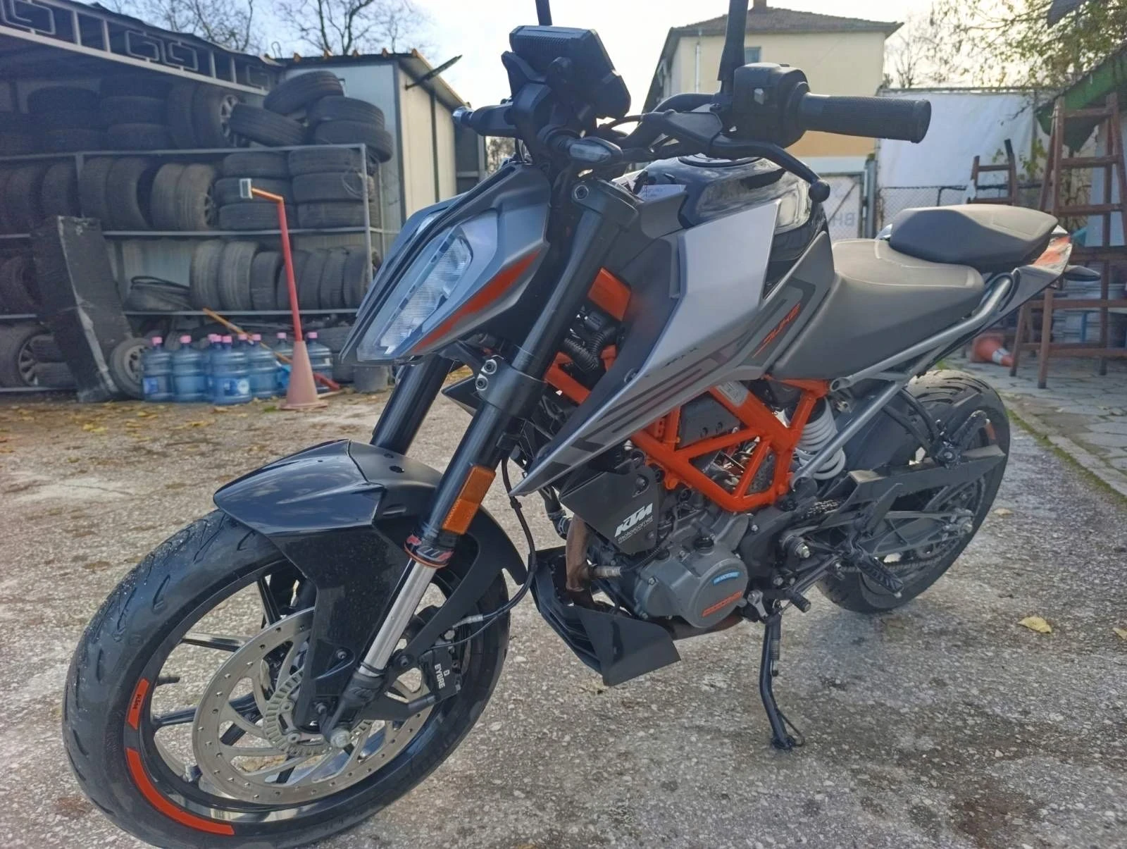 Ktm Duke 125 - изображение 10