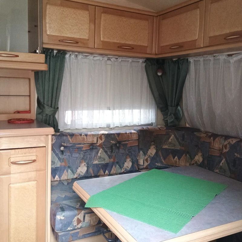 Каравана Hobby 495, снимка 9 - Каравани и кемпери - 52029771