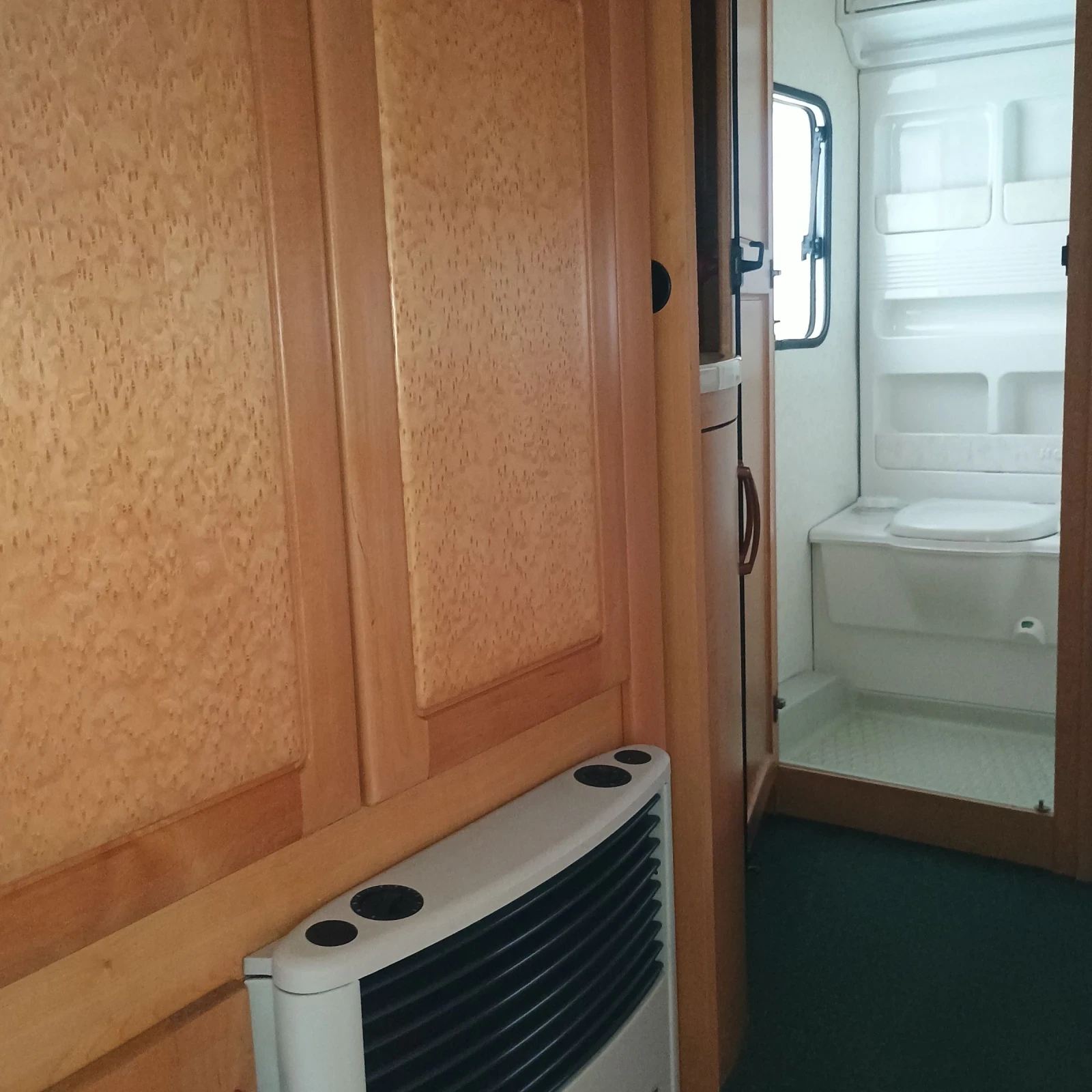  Hobby 495 | Mobile.bg   12