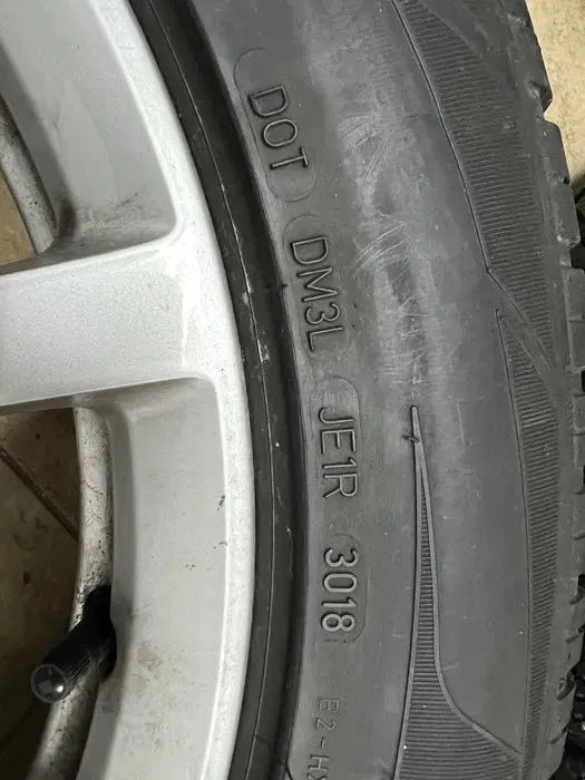 Гуми с джанти Dunlop 235/55R18, снимка 8 - Гуми и джанти - 46790330