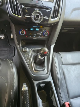 Ford Focus ST, снимка 9