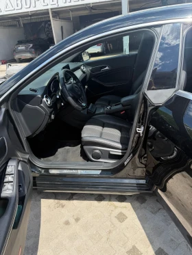 Mercedes-Benz CLA 180, снимка 8