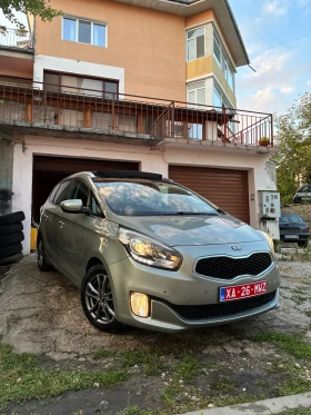 Kia Carens 1.6i/GAZ/panorama/navi, снимка 1
