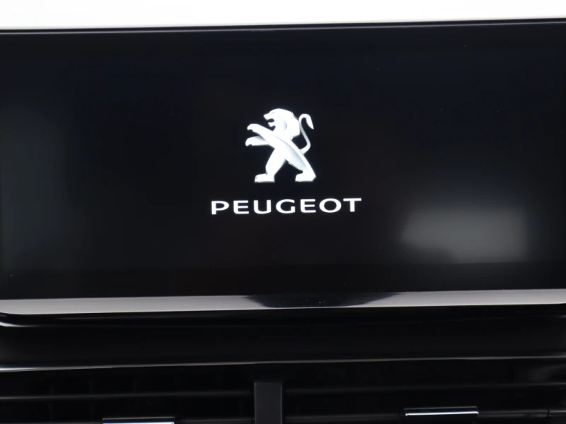 Peugeot 3008 1.2i, снимка 14 - Автомобили и джипове - 47304833