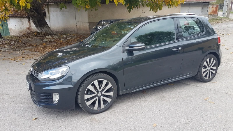 VW Golf 133500км !!, снимка 2 - Автомобили и джипове - 48285127